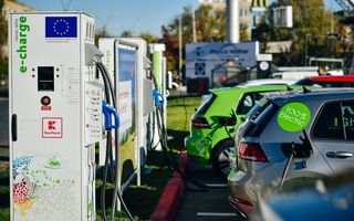 #ElectricRomânia 2020: Renovatio e-charge, pionierul stațiilor de încărcare rapidă în România, susține turul României cu mașini electrice oferind acces la stațiile din rețeaua proprie