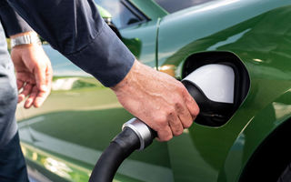 Producătorii auto cer un număr minim de stații de încărcare pentru mașini electrice în fiecare țară din UE