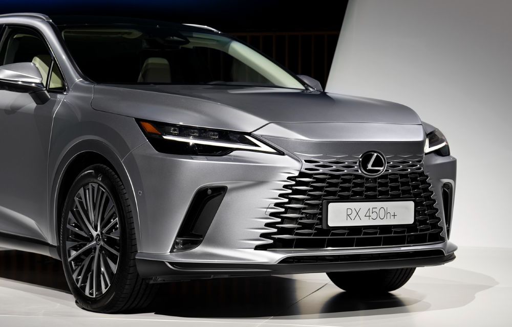 Noul Lexus RX. Design nou și motoare electrificate, inclusiv un hibrid cu încărcare la priză - Poza 14