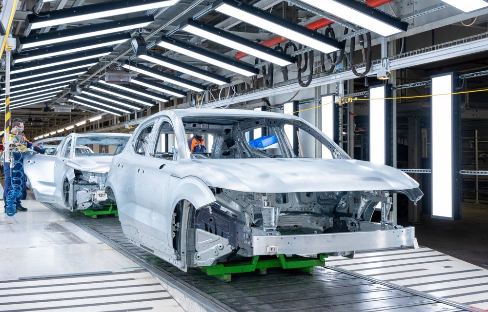 Volvo a început producția lui EX30 în Belgia - Poza 2