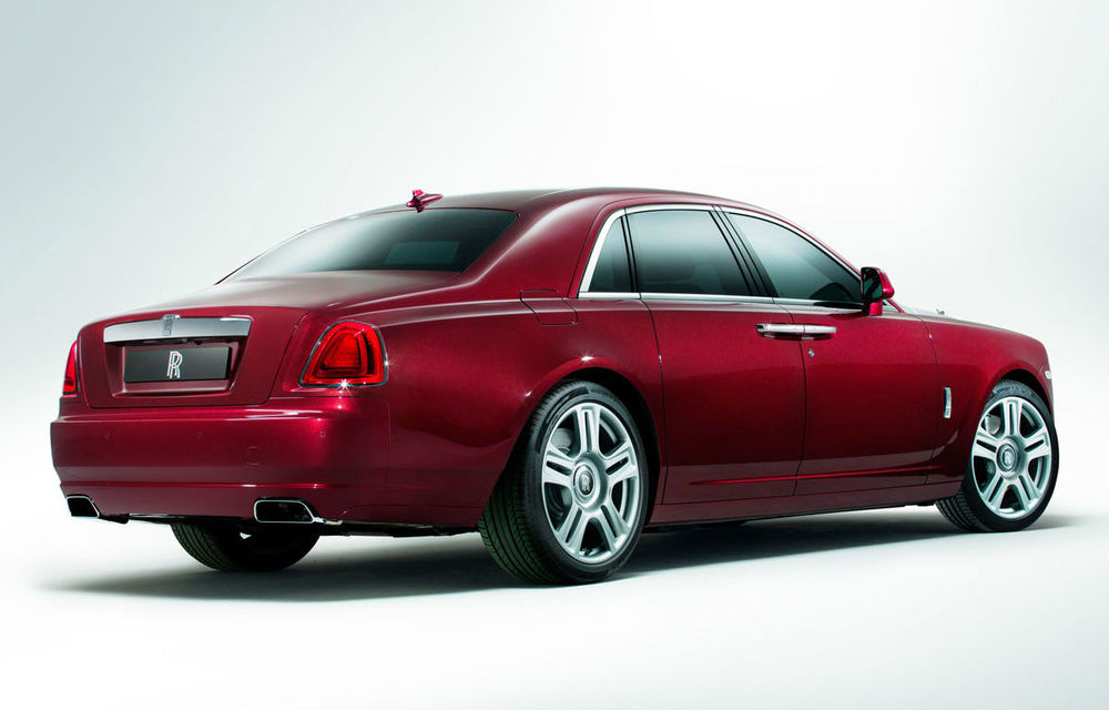 Rolls-Royce Ghost Series II - un facelift discret pentru limuzina britanică - Poza 2