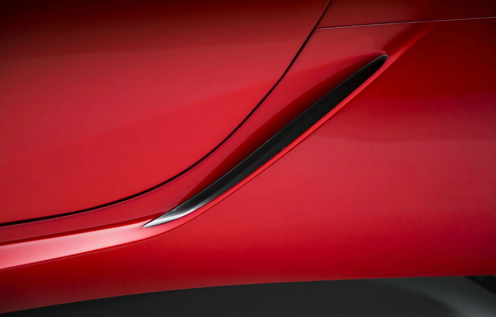 Ce visează oare designerii japonezi? Noul Lexus LC500 arată ca un concept și este o sportivă cu transmisie automată cu 10 trepte - Poza 2