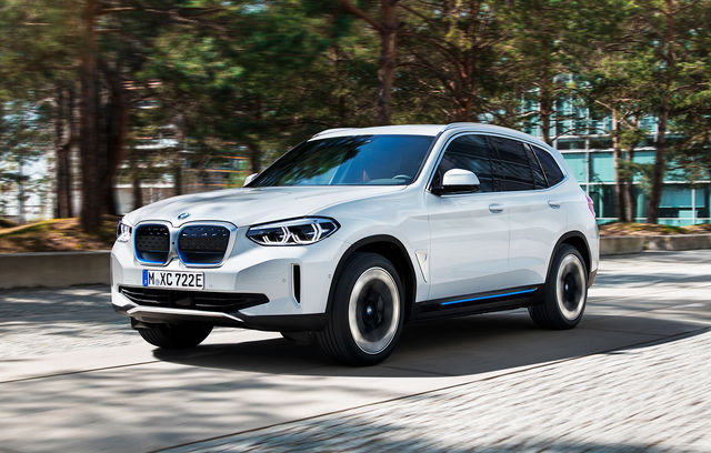 BMW iX3