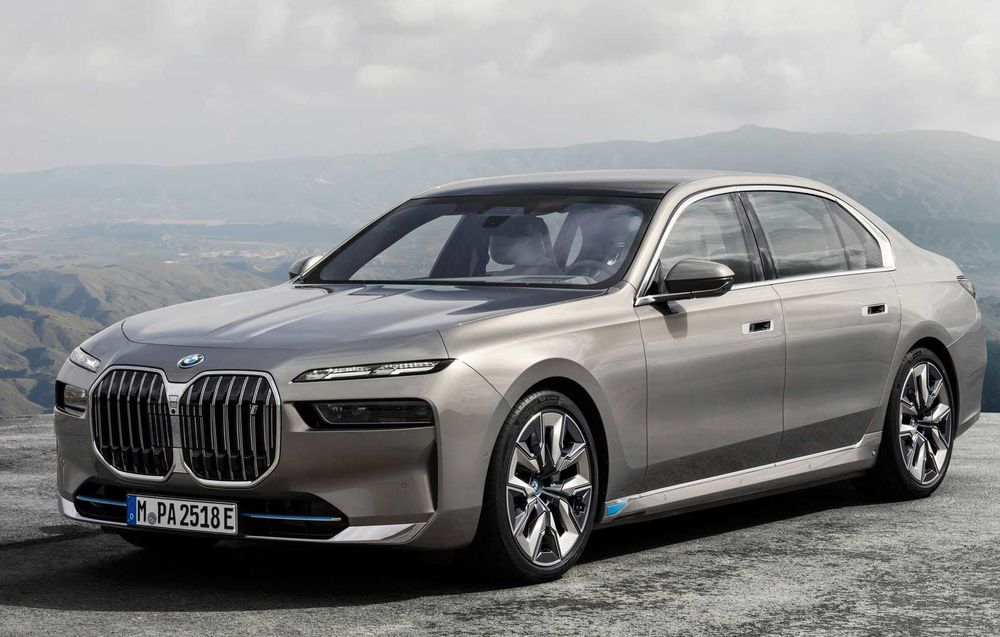 BMW i7